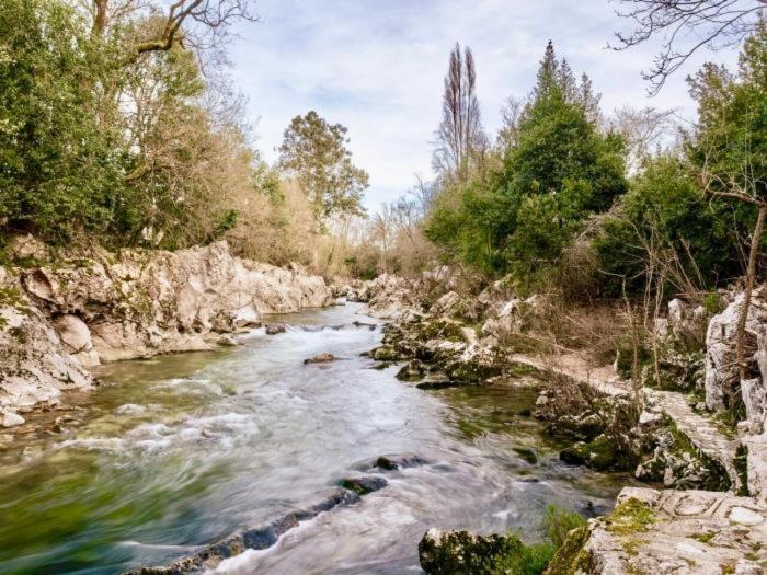 Casona En Puente Viesgoヴィラ エクステリア 写真