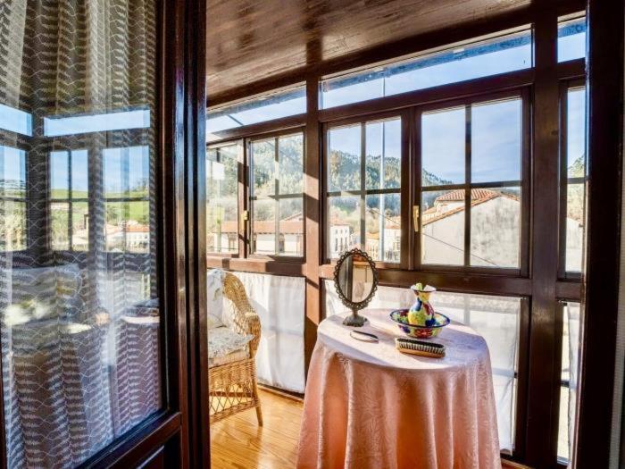 Casona En Puente Viesgoヴィラ エクステリア 写真