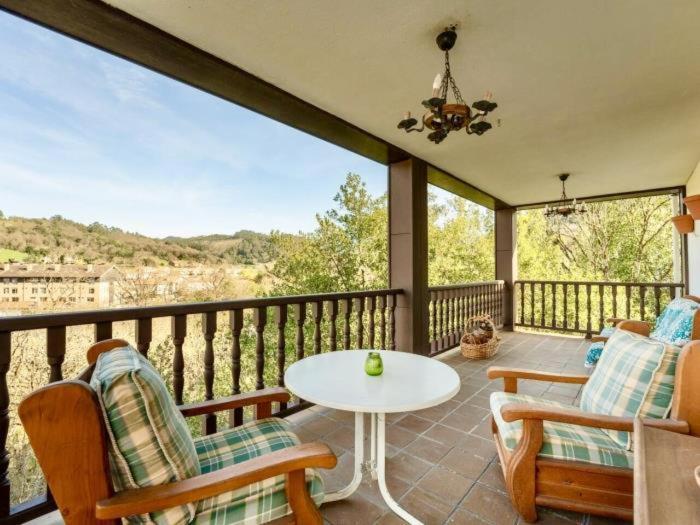 Casona En Puente Viesgoヴィラ エクステリア 写真