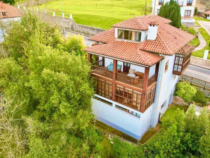 Casona En Puente Viesgoヴィラ エクステリア 写真